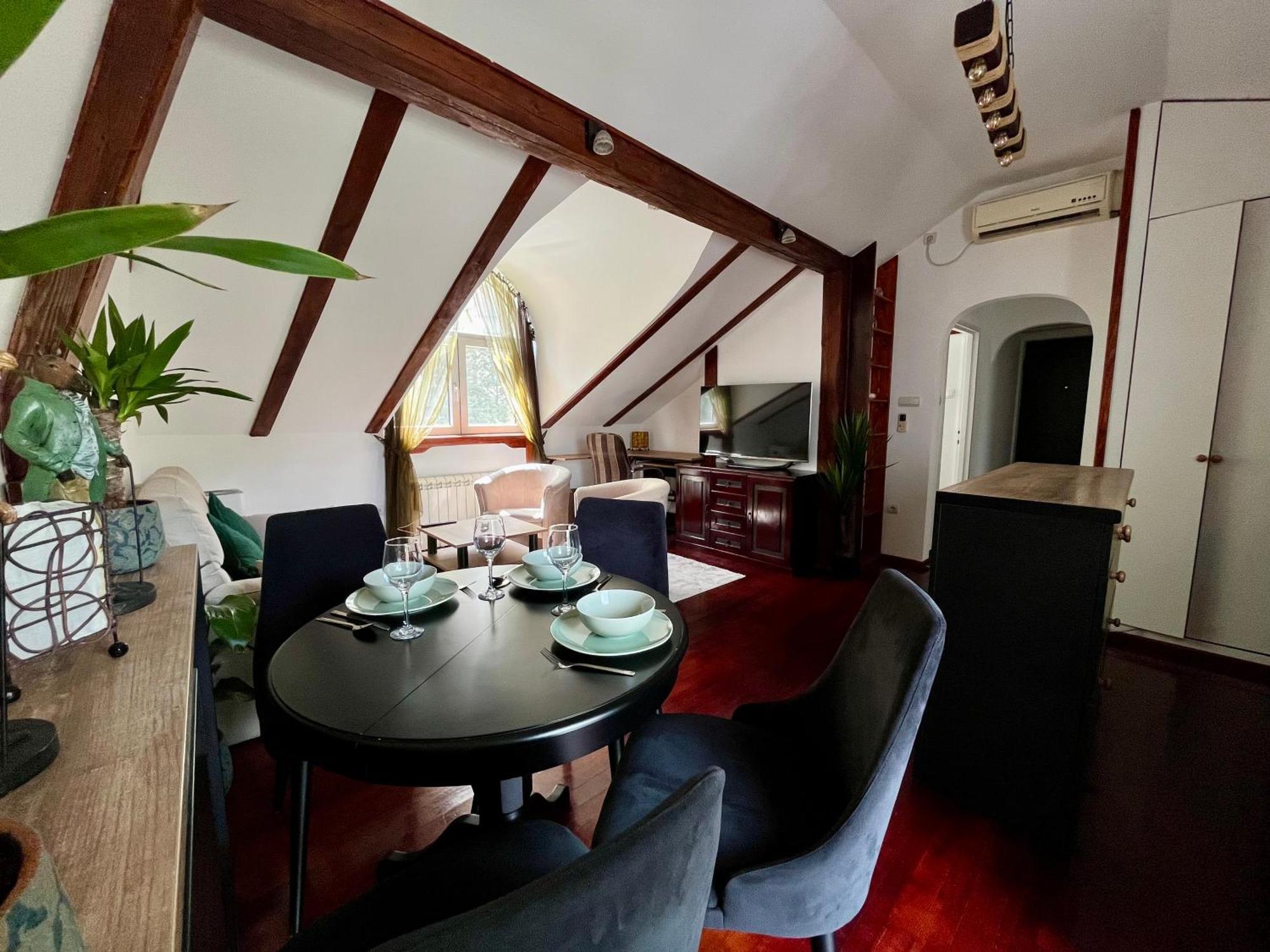 Apartamento Urban Oasis Belgrado Exterior foto
